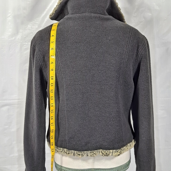 Fjall Wool Reversible Toggle Button Coat - Picture 10 of 10